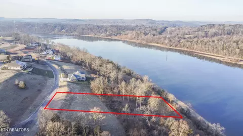 993 River Bank Tr, Loudon, TN 37774