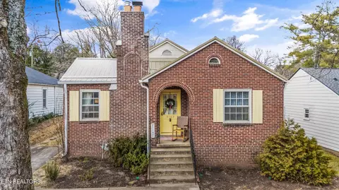 2723 Keystone Ave, Knoxville, TN 37917