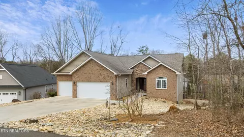 112 Gadusi Cir, Loudon, TN 37774