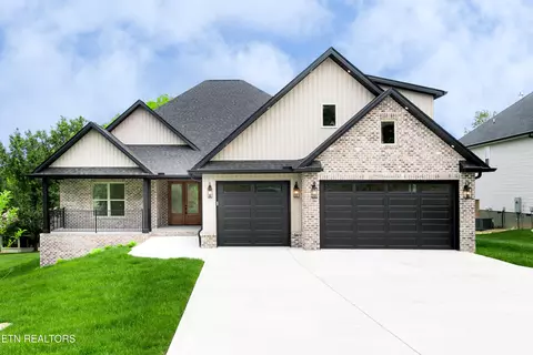 269 Ootsima Way, Loudon, TN 37774