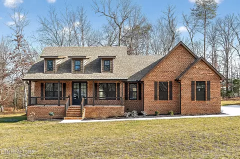 74 Riverchase Dr, Crossville, TN 38571