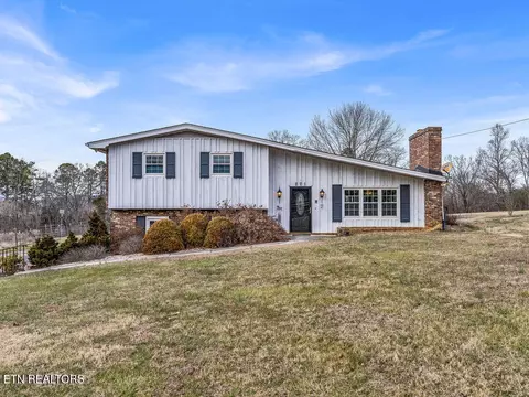 221 Brakebill Rd, Knoxville, TN 37924