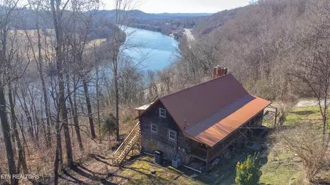 191 Hudson Ln, Clinton, TN 37716
