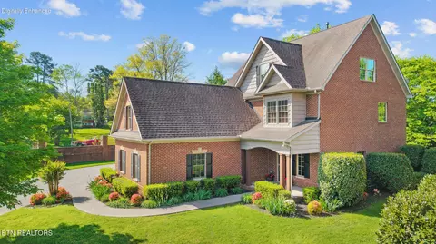 1201 Bentley Park Ln, Knoxville, TN 37922