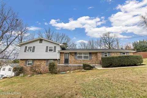 7508 Twining Dr, Knoxville, TN 37919
