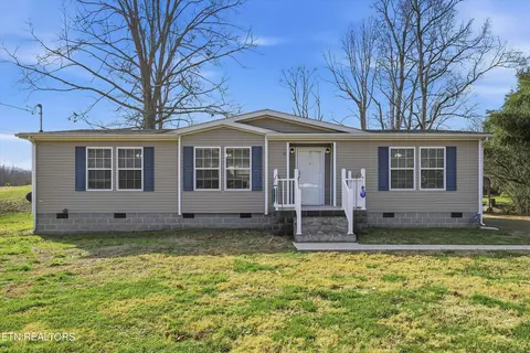 133 Cumberland Rd, Oliver Springs, TN 37840