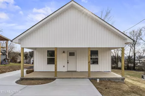 2204 Vermont Ave, Knoxville, TN 37921