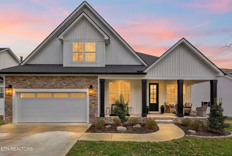 310 Oostagala Ln, Loudon, TN 37774