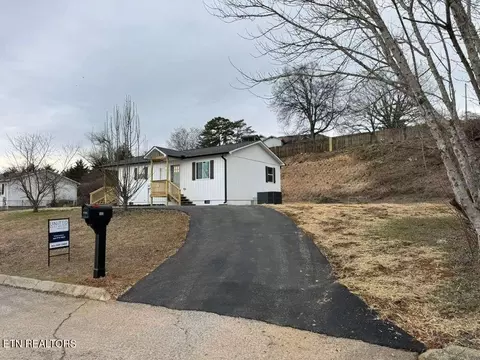 102 Hope Cir, Kingston, TN 37763