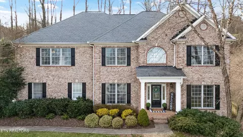 713 Fox Dale Ln, Knoxville, TN 37934