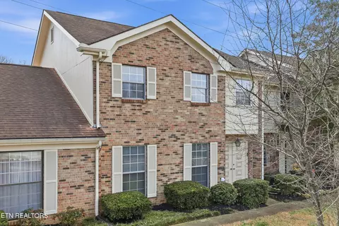 7914 Gleason Dr #1002, Knoxville, TN 37919