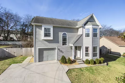 9005 Colchester Ridge Rd, Knoxville, TN 37922