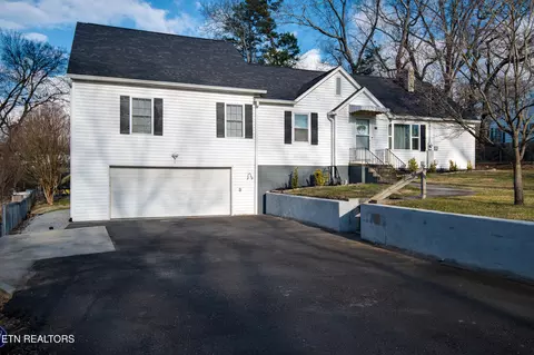 415 Victor Dr, Knoxville, TN 37912