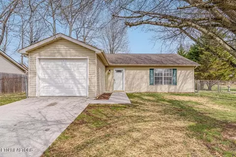 7662 Trey Oaks Ln, Knoxville, TN 37918