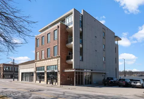 555 W Jackson Ave #101, Knoxville, TN 37902
