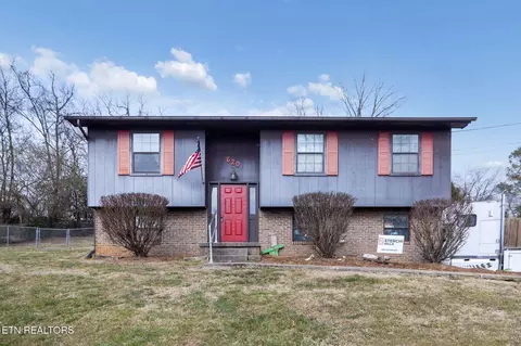 620 Cagle St, Clinton, TN 37716