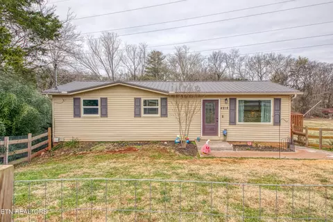 4818 Wheeler Rd, Louisville, TN 37777