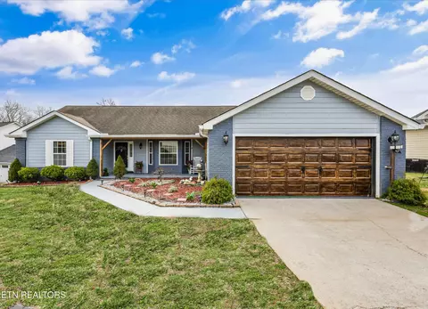 1246 Lori Ellen Court Ct, Sevierville, TN 37876