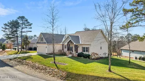 304 Elokwa Ln, Loudon, TN 37774