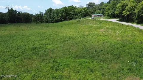 Old Highway 63, Speedwell, TN 37870