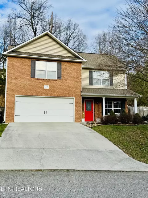 1118 Gilbert Station Ln, Knoxville, TN 37932