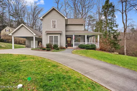 21 E Norris Rd, Norris, TN 37828