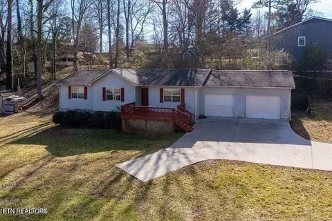 517 Bowman Bend Rd, Harriman, TN 37748