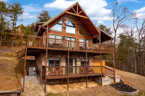 2610 Harvest Way, Sevierville, TN 37862