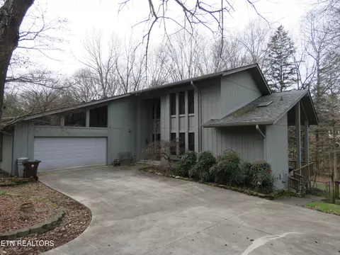 113 Chestnut Hill Rd, Oak Ridge, TN 37830