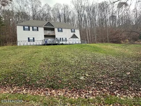 Exterior - 301 Does Xing, Middlesboro, KY 40965 photo 2 of 9