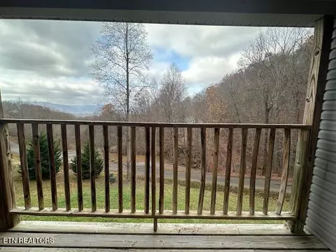 Exterior - 301 Does Xing, Middlesboro, KY 40965 photo 7 of 9