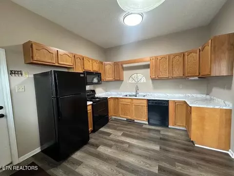 Kitchen - 301 Does Xing, Middlesboro, KY 40965 photo 1 of 5