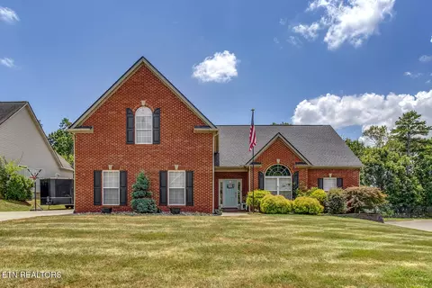 9328 Ivywood Ln, Knoxville, TN 37931