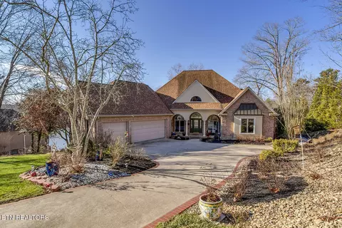 207 Amega Trce, Loudon, TN 37774