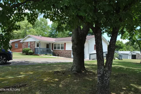 2024 Radiance Dr, Knoxville, TN 37912