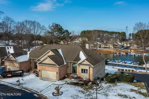 510 Tanasi Lagoon Dr, Loudon, TN 37774