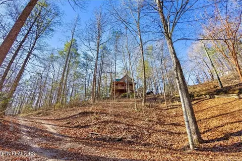 2845 Grassy Branch Rd, Sevierville, TN 37876