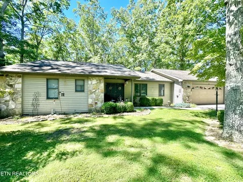 122 Glenwood Dr, Crossville, TN 38558