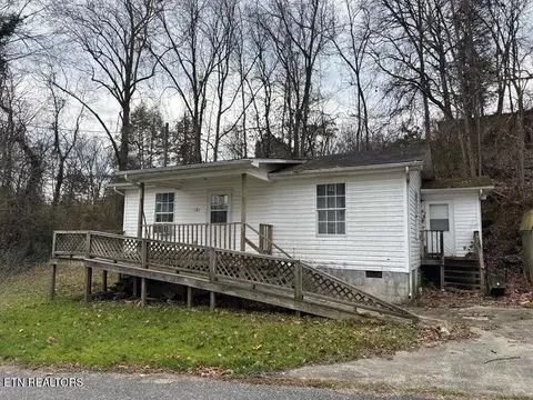121 141 Spring St, Sevierville, TN 37862