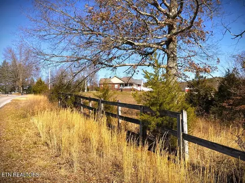 4180 Bunker Hill Rd, Cookeville, TN 38506