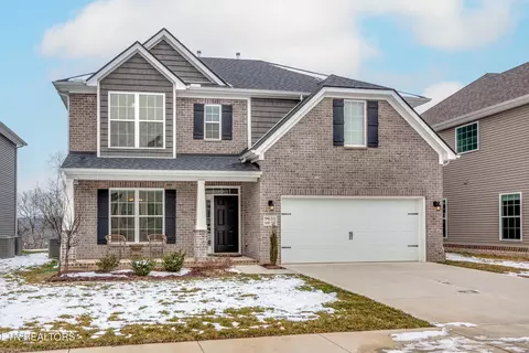 9631 Snowy Cliff Ln, Knoxville, TN 37922