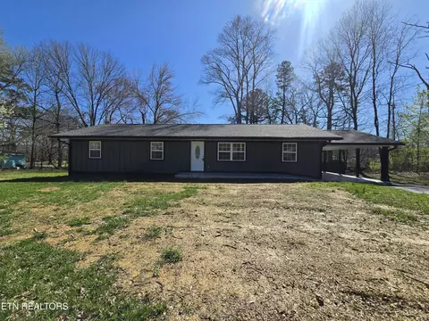 1941 W 3rd Ave, Oneida, TN 37841
