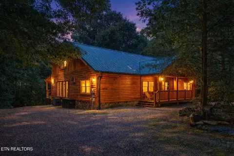 225 Amet Way, Cosby, TN 37722
