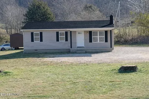 3938 Dutch Valley Rd, Clinton, TN 37716