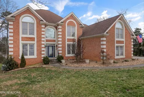 615 Trowbridge Ln, Knoxville, TN 37934