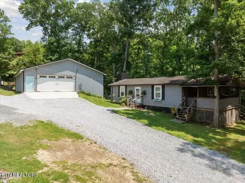 929 Black Alder Ln, Dandridge, TN 37725