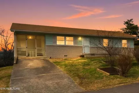 1217 Holston Park Rd, Knoxville, TN 37914