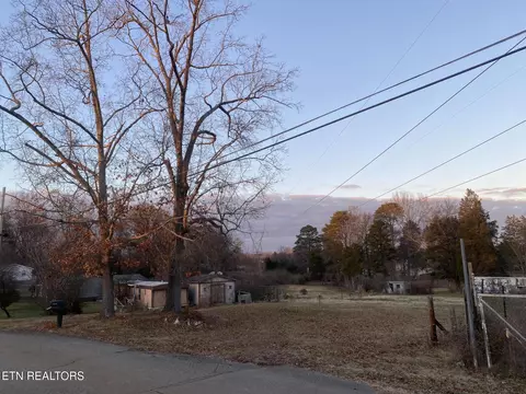Undisclosed, Powell, TN 37849