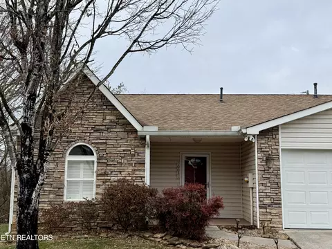 10031 Villa Ridge Way, Knoxville, TN 37932