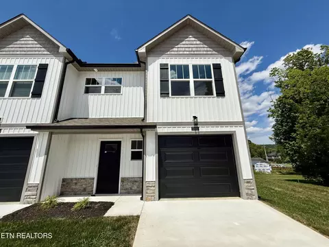 7302 Bonnie Marie Way #50, Knoxville, TN 37921